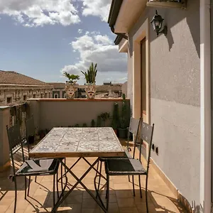 Tetti & Chiese - Authentic Sicilian Rooftop Apartment Catania