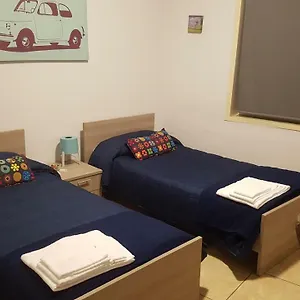 Etna Parking Guest house